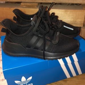 Big Boys Adidas U Path Sneakers